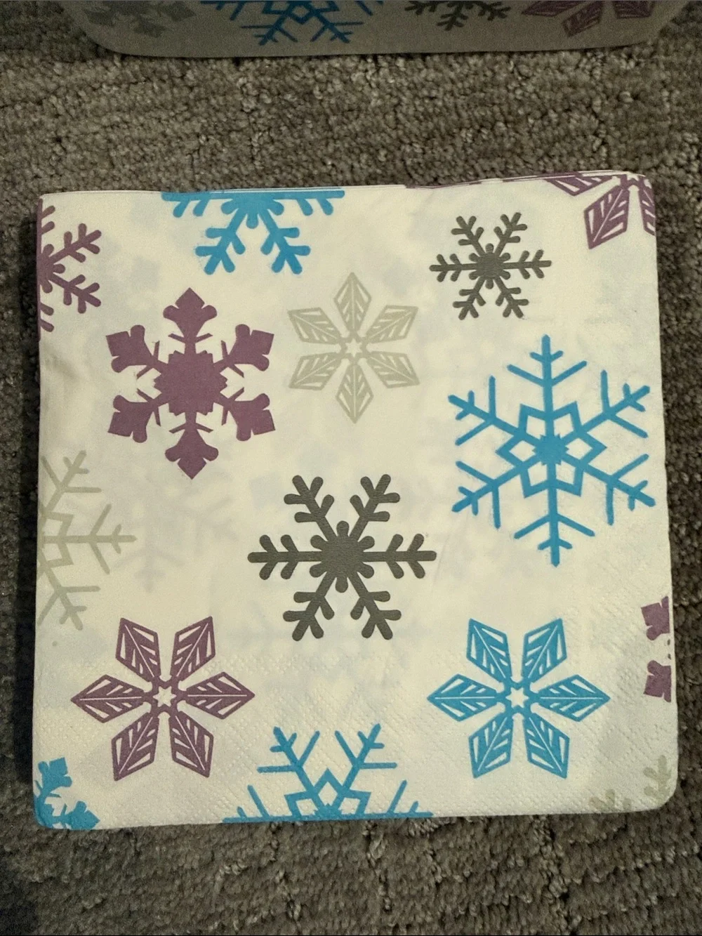 Temp-tations ❄️ Seasonal Napkin Holder with Weight and 28 Napkins ❄️ Snowflake